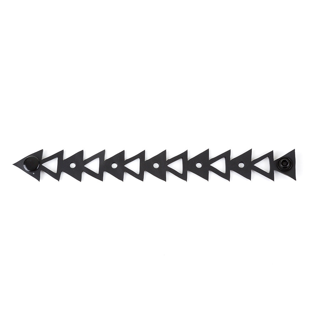 Paguro Upcycle black upcycled rubber bracelet with geometric triangular links and snap closure